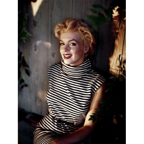Marilyn Monroe Çizgili Elbise Posteri Marilyn Monroe Çizgili Elbise Posteri