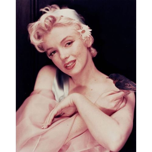Marilyn Monroe Ağaca Yaslanmış Marilyn Monroe Ağaca Yaslanmış