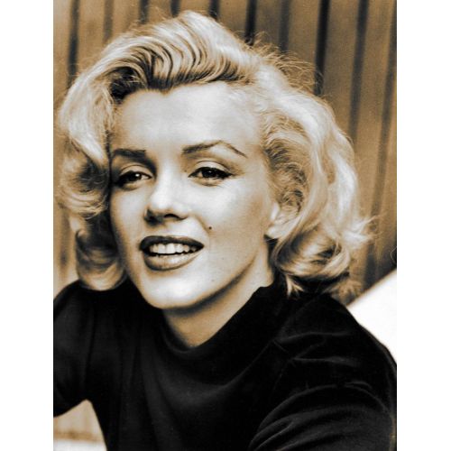 Marilyn Monroe Potre 20 Marilyn Monroe Potre 20, ünlü oyuncunun büyüleyici bir portresini içermektedir. Kanvas baskı