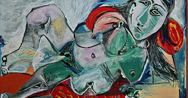 Pablo Picasso Nude Woman In A Red Armchair | Arthipo