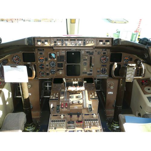 Boeing 757 Pilot Kabini Posteri Boeing 757 Pilot Kabini Posteri