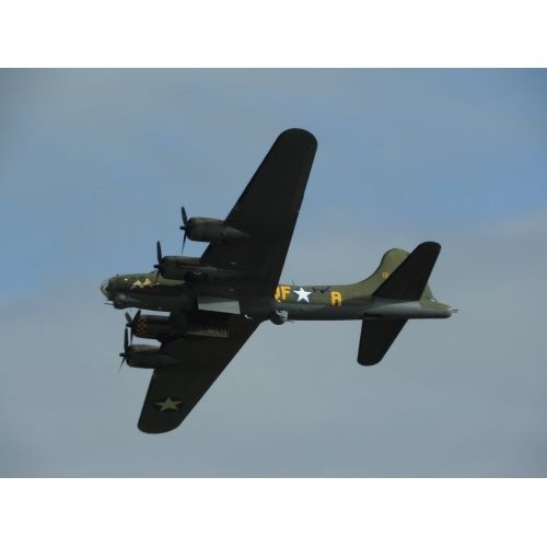 Boeing B-17g Uçan Kale 5 Posteri Boeing B-17g Uçan Kale 5 Posteri