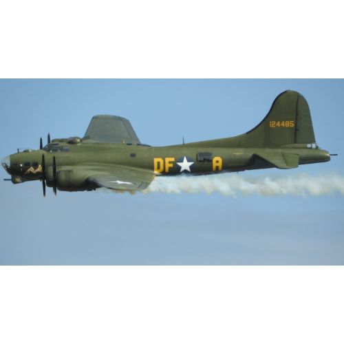 Boeing B-17g Uçan Kale 9 Posteri Boeing B-17g Uçan Kale 9 Posteri