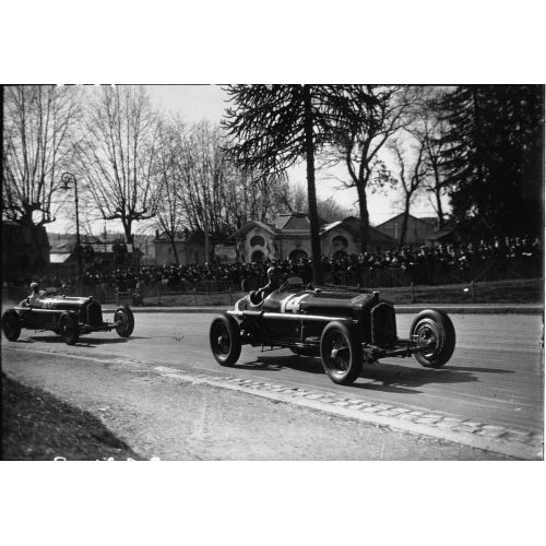 1935 Grand Prix De Pau'da Dreyfus Ve Nuvolari, Araba Posteri 1935 Grand Prix De Pau'da Dreyfus Ve Nuvolari, Araba Posteri