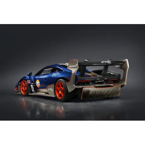 Mclaren Senna Gtr Lm 825 Gulf Araba Posteri 2 Mclaren Senna Gtr Lm 825 Gulf Araba Posteri, yarış pisti temalı bir tasarıma