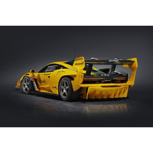 Mclaren Senna Gtr Lm 825 Harrods Araba Posteri 3 Mclaren Senna Gtr Lm 825 Harrods Araba Posteri 3
