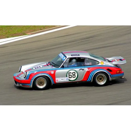 Porsche 911 Carrera Otomobil Posteri 2 Porsche 911 Carrera Otomobil Posteri 2, yüksek kaliteli kanvas baskı olarak satışa