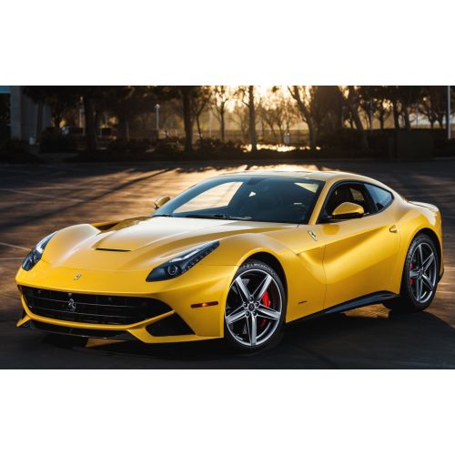 Ferrari Berlinetta F12 Araba Posteri Ferrari Berlinetta F12 Araba Posteri, yüksek kaliteli kanvas baskı ve yüksek