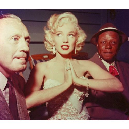 Marilyn Monroe Dilek Dilerken Marilyn Monroe Dilek Dilerken