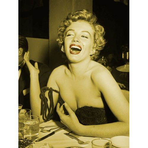 Marilyn Monroe, Gülüşler Marilyn Monroe, Gülüşler