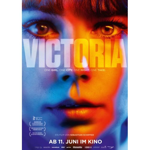 Victoria Film Posteri Victoria film posteri, filmin konusu ve ana karakterleri hakkında çok şey ortaya koyuyor. Sebastian