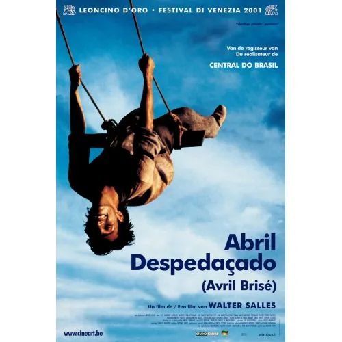 Güneşin Ardında Film Posteri Film Posteri Güneşin Ardında Film Posteri Abril Despedaçado film posteri, filminden resmedilen manzarayı göstererek dramatik hikayesine