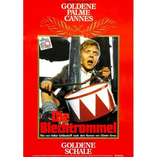 Teneke Trampet Film Posteri Film The Tin Drum için hazırlanan poster, bu filmi mükemmel bir şekilde yansıtmaktadır.