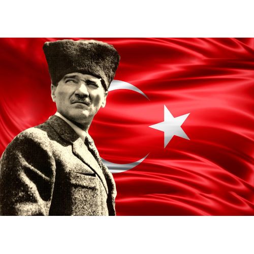 Mustafa Kemal Atatürk, Arkada Bayrakla Portresi 38 Mustafa Kemal Atatürk, Arkada Bayrakla Portresi 38