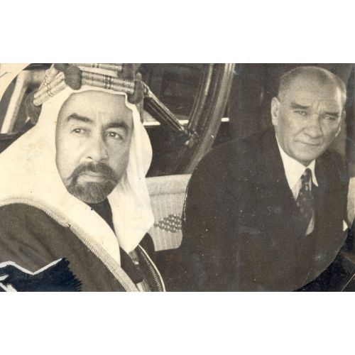 Mustafa Kemal Atatürk, Ürdün Kralı Abdullah İle Ertuğrul Yatında Mustafa Kemal Atatürk, Ürdün Kralı Abdullah İle Ertuğrul Yatında