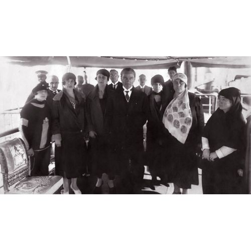 Mustafa Kemal Atatürk, Bursa Seyahatinde Mustafa Kemal Atatürk, Bursa Seyahatinde