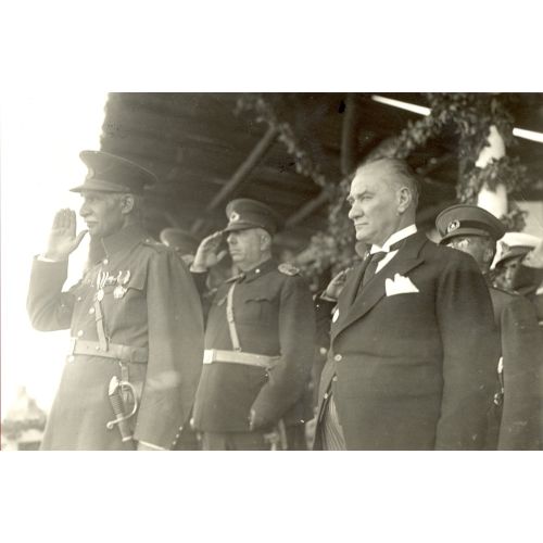 Mustafa Kemal Atatürk, Reza Shah Pahlavi İle Mustafa Kemal Atatürk, Reza Shah Pahlavi İle