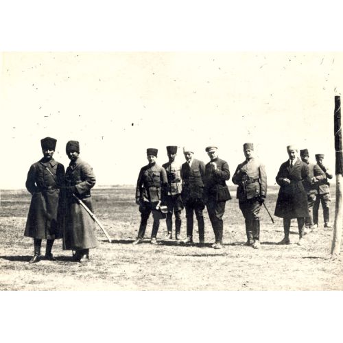 Mustafa Kemal Atatürk, İsmet İnönü Ve Azerbeycanlı Heyet 1922 Mustafa Kemal Atatürk, İsmet İnönü Ve Azerbeycanlı Heyet 1922