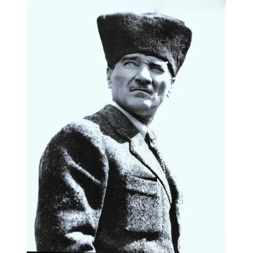 Mustafa Kemal Atatürk, Kalpaklı Portresi 29 Kalpaklı Portresi 29, Mustafa Kemal Atatürkün karizmatik ve ölümsüz bir