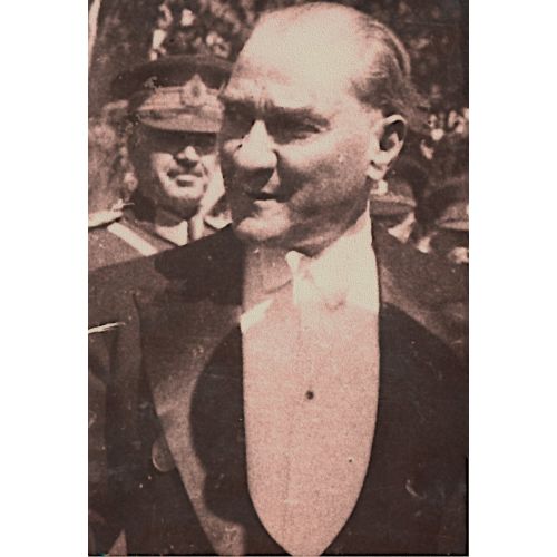 Mustafa Kemal Atatürk, Cumhuriyet'in Onuncu Yıl Kutlamasında Mustafa Kemal Atatürk, Cumhuriyet'in Onuncu Yıl Kutlamasında