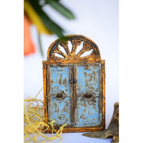 Nostalgia Door, Ebru Ulku